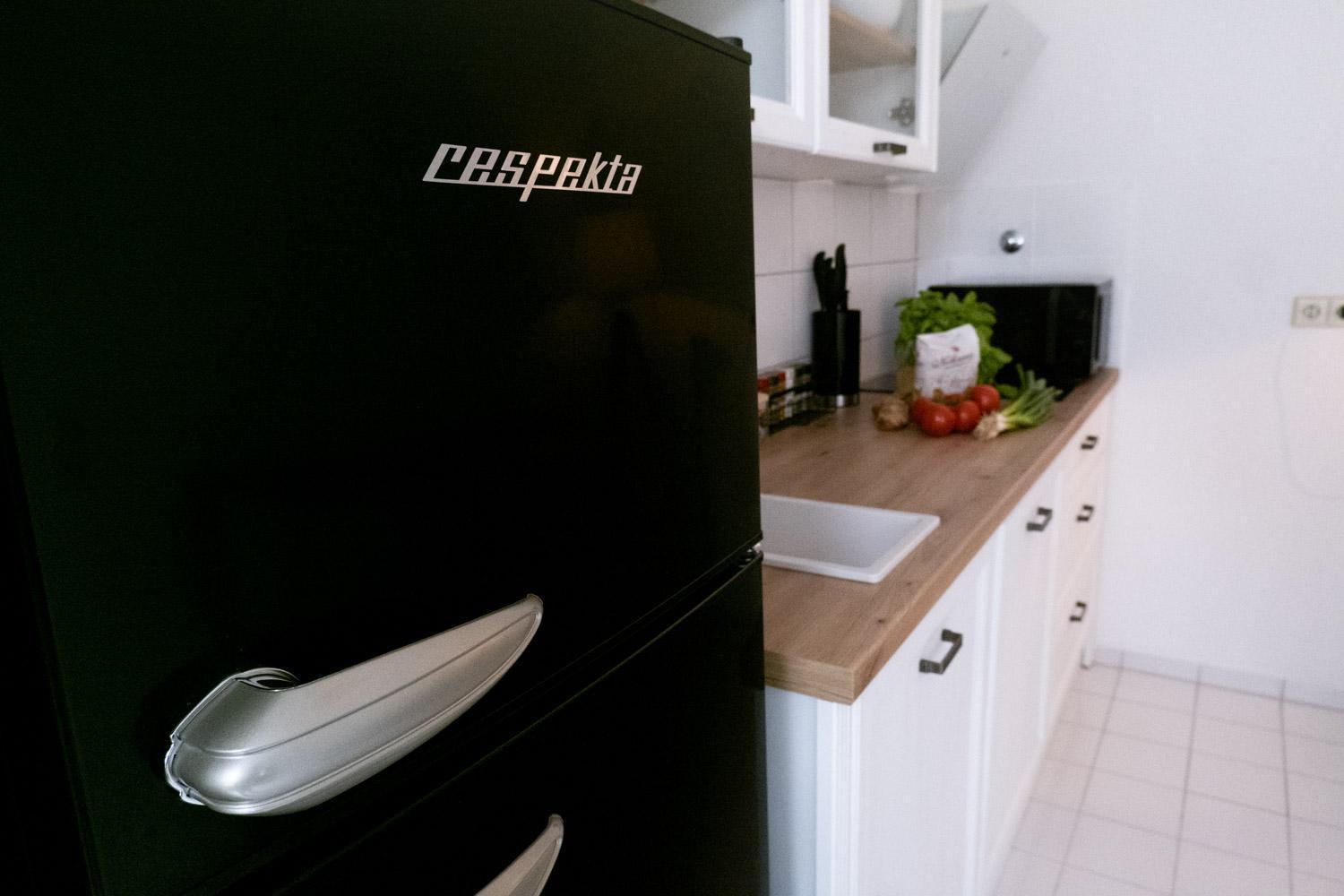 Bella Casa - Business&Family - 2 Zimmer Direkt Neben Schloss, Parkplatz, Smarttv, Netflix, Waschmaschine, 24H Checkin, 71Qm, Kingsizebett, Hotelbettwaesche Ludwigsburg Kültér fotó