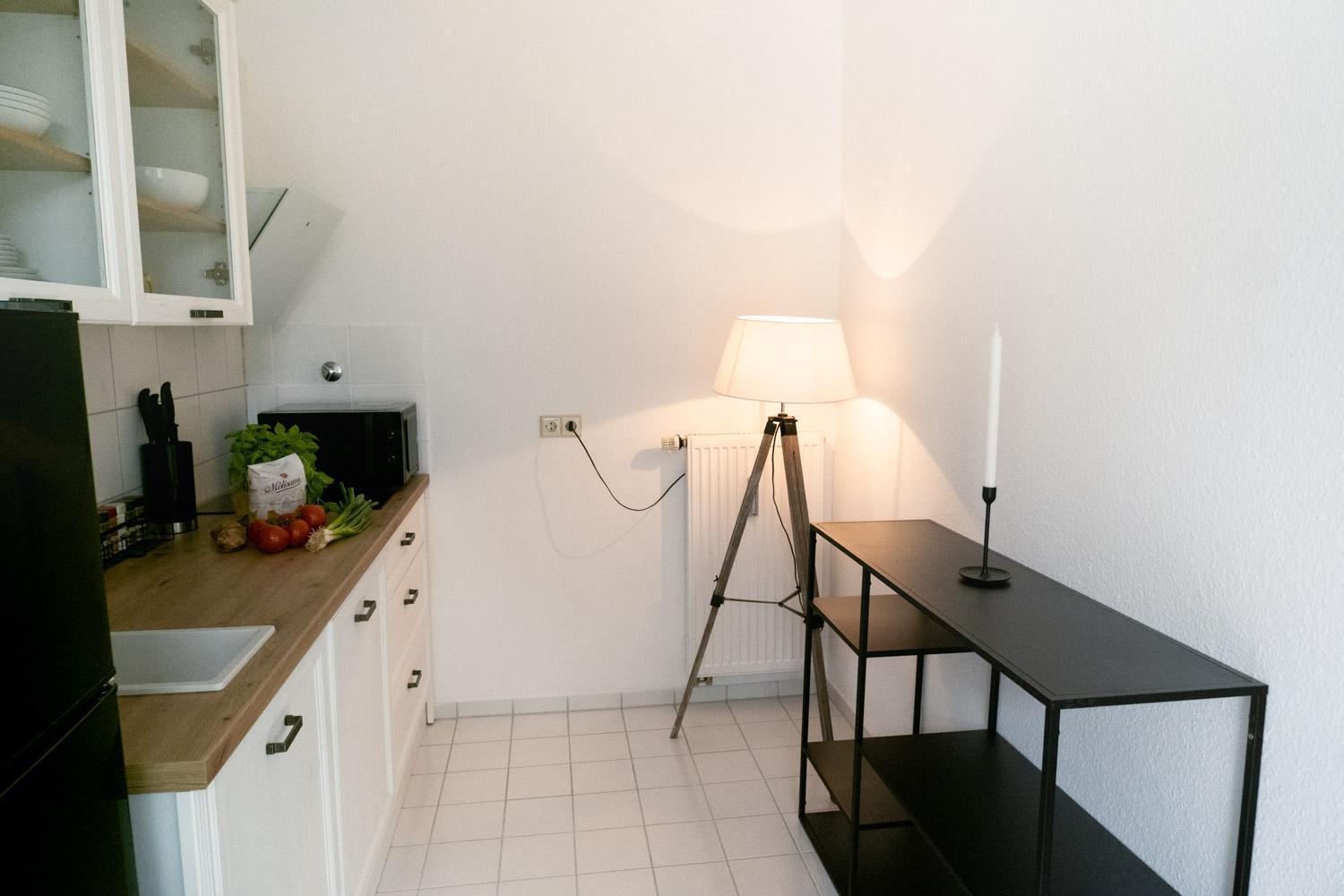 Bella Casa - Business&Family - 2 Zimmer Direkt Neben Schloss, Parkplatz, Smarttv, Netflix, Waschmaschine, 24H Checkin, 71Qm, Kingsizebett, Hotelbettwaesche Ludwigsburg Kültér fotó